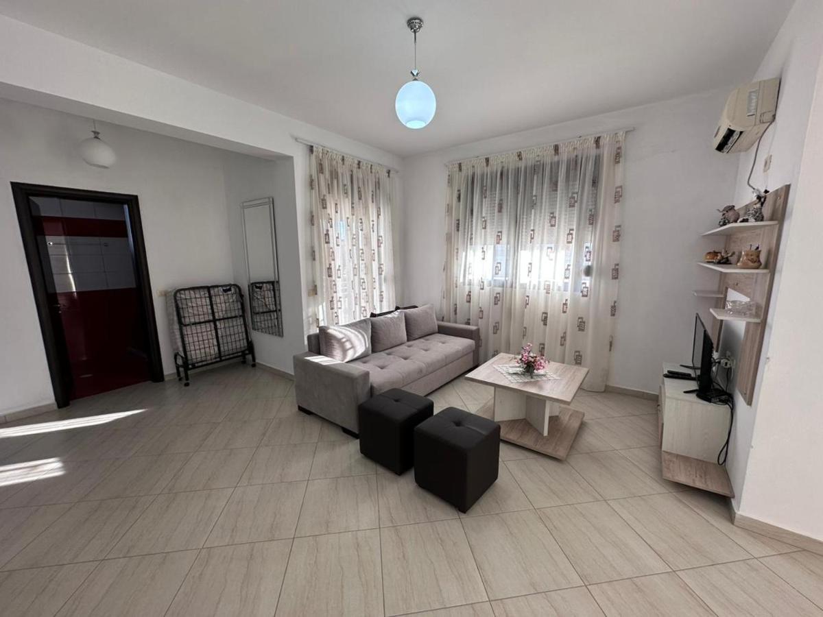 Payo Apartments Sarandë Exterior foto